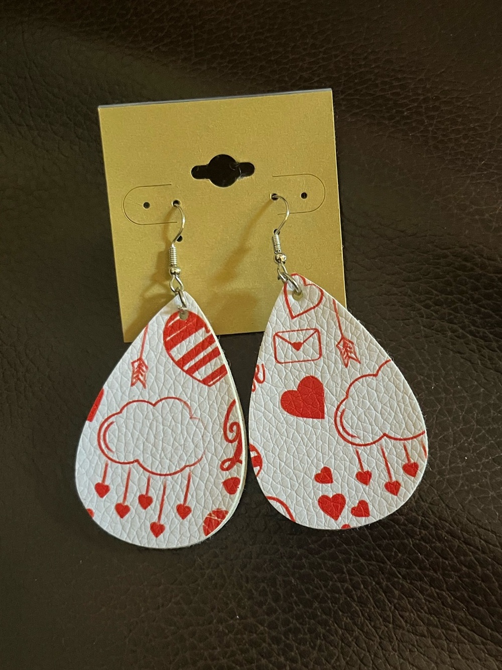 Brand New Beautiful Valentine’s Day Themed Handmade Earrings